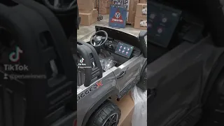Camioneta a bateria para niños Toyota Hilux Ploma licenciada