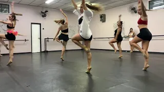 Sequência de Jazz dance, aulas de dança