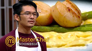 MASTERCHEF INDONESIA - Hidangan Aziz Tidak Ada Rasanya Sama Sekali | Galeri 4