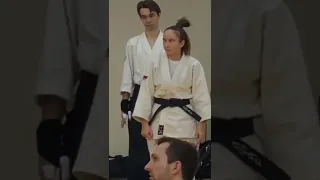 Сила внутри 💪 Айкидо БеКСАй 🥋 #shorts #youtube  #subscribe  #like #sports #aikido #power #life #yt