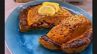 Сочный слоеный пирог с семгой, шпинатом и болгарским перцем 😍🐟 Вкусно, сытно и просто! 🙌🏻