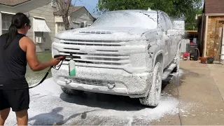 Foam cannon on the 2020 Chevy High Country 2500!