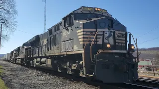 Norfolk Southern #8075 leads an intermodal at Lewistown, PA (03/26/2023)