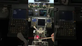 B737 Cockpit Intro