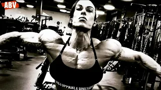 FEMALE BODYBUILDER LAURA, FBB MUSCLE, GYM WORKOUT MOTIVATION