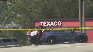 Carjacking leads to shootout with police | FOX 5 News