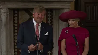 Koning WA stuurt geen kaartjes meer. Hij legt uit.