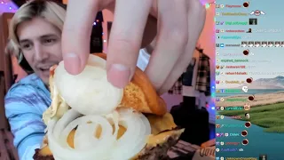 Shake Shack trolls xQc by putting a whole onion in his burger