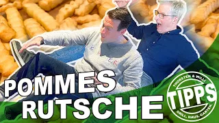 Pommesrutsche Lifehack ohne Fummelei aus dem Backofen in die Schüssel / Tipps von Thorsten & Willi