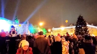 Дед Мороз зажигает елку в Вологде 27.12.2016