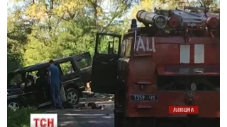 У Львівській області невідомі підірвали позашляховик, є загиблі