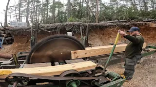 1929 Frick sawmill sawing pine