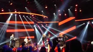 One Direction What makes you beautiful X factor Sweden