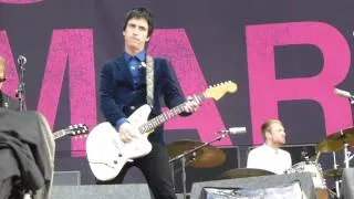 Johnny Marr - How Soon Is Now? - Finsbury Park 08.06.13