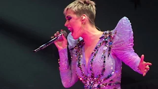 Katy Perry WITNESS Firework (Indianapolis 12-9-17)