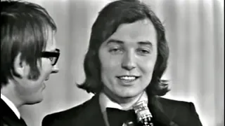 Karel Gott live: Mistrál/Má píseň/Zvon snů/Kávu si osladím etc. (1973)