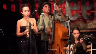 11. BASIN STREET BLUES - ANDREA MOTIS, J. CHAMORRO, J.M. FARRÀS