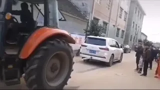 Tractor vs lexus lx570 Tug of war