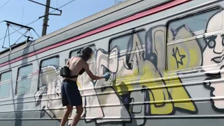 Saint-Petersburg commuter trains graffiti