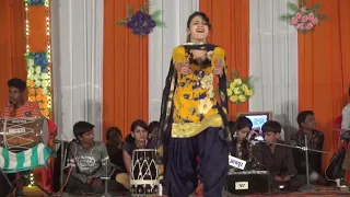 Haryanvi dancer gori nagori....