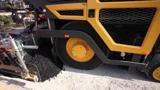 Volvo C series Pavers Walkaround - P5770C, P5870C and P6870C Guided by a product manager