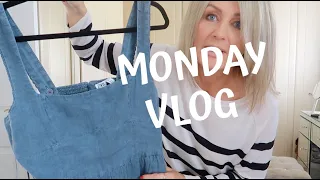 Louis Was Fat-Shamed and I Am Still Not Well - MONDAY VLOG
