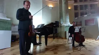П.И.Чайковский "Белое Адажио" и "Черное Адажио" из балета «Лебединое озеро