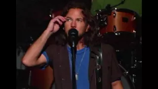 Pearl Jam - Late Show With David Letterman, Ed Sullivan Theater, New York, 05.04.2006 (Pro-Shot)