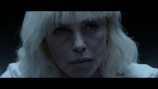 «Взрывная блондинка» — фильм в СИНЕМА ПАРК