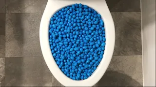 Will it Flush? - Coca Cola, Sprite, Mirinda Balloons and Blue M&M's