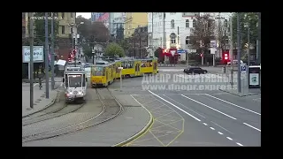 В центре Днепра трамвай сошел с рельсов