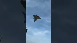 J-20 flies overhead, Chinese stealth fighter