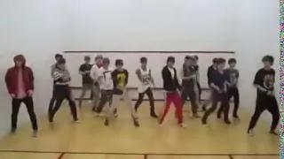 SHINee & EXO - special stage dance practice @ 2012 MAMA