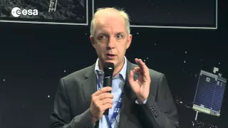 Philae landing: lander status and first descent image