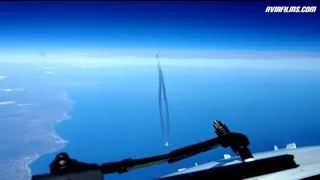 Awesome Air-to-Air fly-by in HD