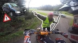 UN FOU M'AGRESSE EN MOTO - Course poursuite - ROAD RAGE