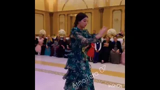 ЦыГаНоЧКа😻#ЗаЖиГаЕт🤍На💗СвАдьБе😊#wedding /цыганские танцы /цыганская свадьба #shorts