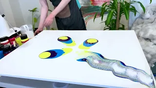 Acrylic pouring flow swipe technique, AMAZING reaction!