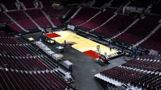 Time-lapse of new Trail Blazers court