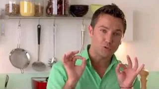 Gino D'Acampo : Hot Tips - Butterfly Prawns