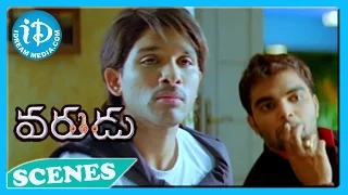 Allu Arjun, Suhasini, Pradeep Nice Scene - Varudu Movie