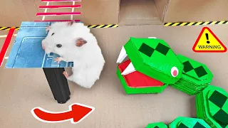 🐍 GIANT SNAKE - Hamster Maze with Traps 🐹 [OBSTACLE COURSE]