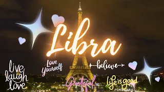 LIBRA 🥂LA ESPERA ACABA⌛️TE SORPRENDE! LE CUESTA DECIR LO QUE SIENTE. ESTO ES LO QUE QUISIERA HACER!!