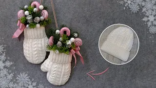 Beautiful and cozy Christnas mittens❄️Wall decor from an old hat