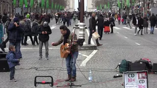 Youri Menna en medley sur les Champs Elysées @ Paris.