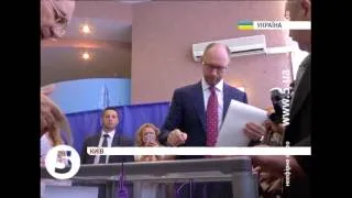 Яценюк проголосував за нового президента