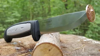 ROBUST Morakniv. HARD USE TESTING