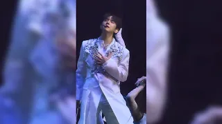 ICE QUEEN - BAEKHYUN/백현 ( LONSDALEITE IN MANILA ) #041324