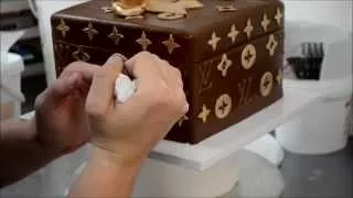 How to make Louis Vuitton Cake