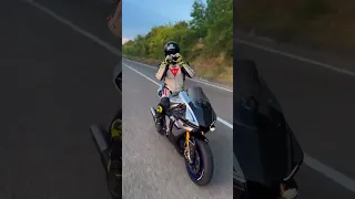 Yamaha R1M Wheelie 🤩 #Shorts